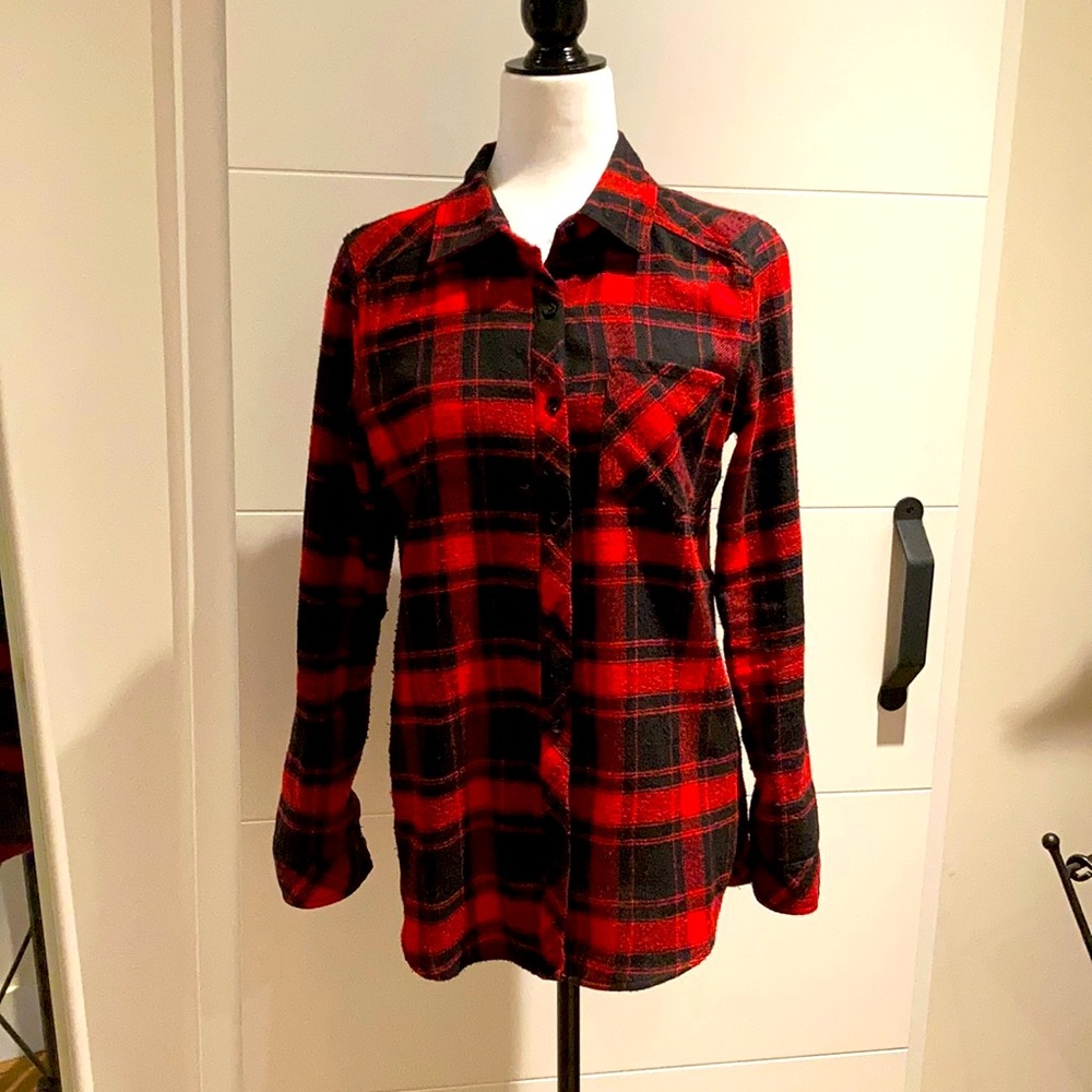 Women’s plaid shirt